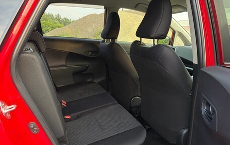Toyota Ractis II, 2012 год, 1 070 000 рублей, 17 фотография