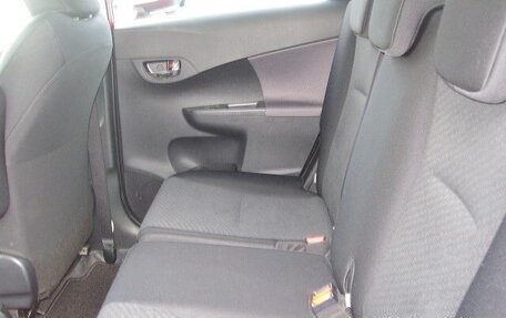 Toyota Ractis II, 2012 год, 1 070 000 рублей, 39 фотография