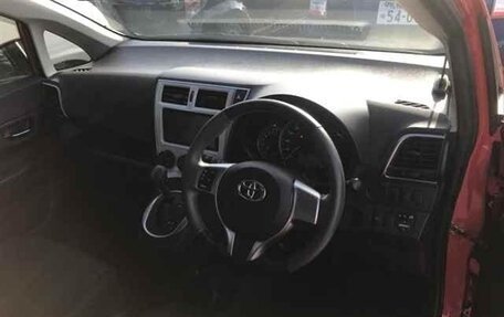 Toyota Ractis II, 2012 год, 1 070 000 рублей, 38 фотография