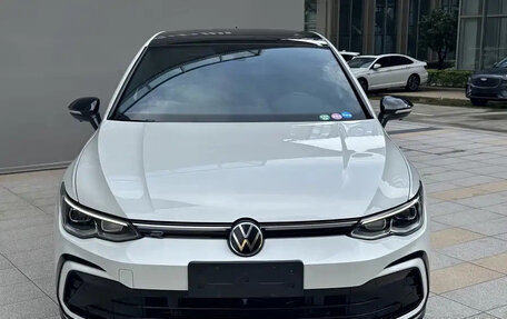 Volkswagen Golf VIII, 2023 год, 1 568 750 рублей, 3 фотография