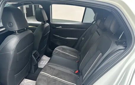 Volkswagen Golf VIII, 2023 год, 1 568 750 рублей, 11 фотография