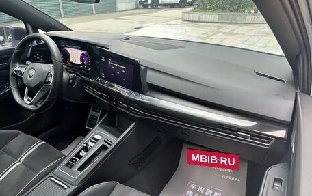 Volkswagen Golf VIII, 2023 год, 1 568 750 рублей, 14 фотография