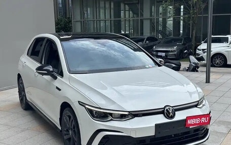 Volkswagen Golf VIII, 2023 год, 1 568 750 рублей, 4 фотография
