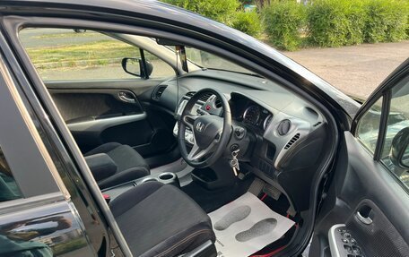 Honda Stream II, 2010 год, 1 379 000 рублей, 15 фотография