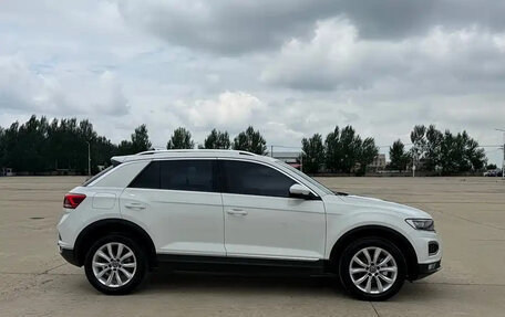 Volkswagen T-Roc I, 2022 год, 1 562 000 рублей, 4 фотография