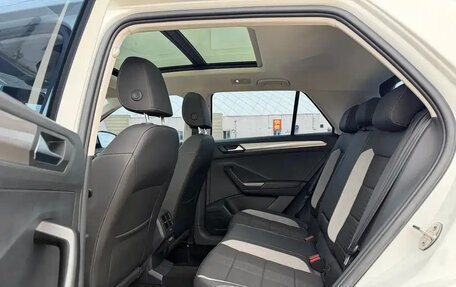 Volkswagen T-Roc I, 2022 год, 1 562 000 рублей, 12 фотография