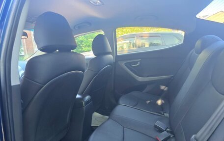 Hyundai Avante, 2011 год, 900 000 рублей, 9 фотография