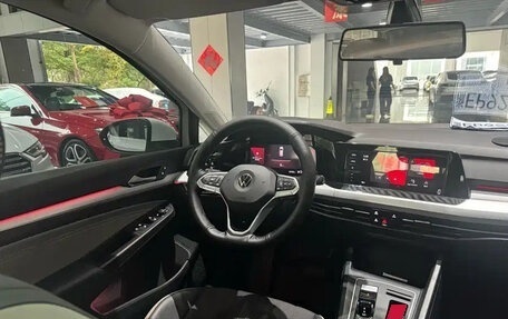 Volkswagen Golf VIII, 2023 год, 1 445 000 рублей, 11 фотография