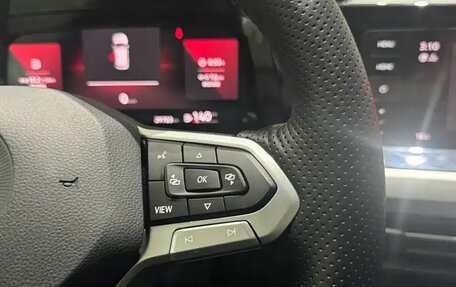 Volkswagen Golf VIII, 2023 год, 1 445 000 рублей, 14 фотография