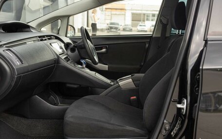 Toyota Prius, 2013 год, 1 050 000 рублей, 20 фотография