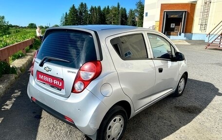 Chevrolet Spark III, 2013 год, 710 000 рублей, 3 фотография