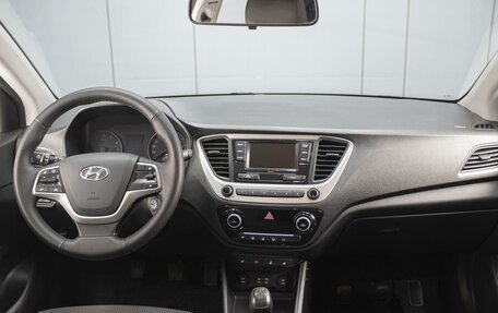 Hyundai Solaris II рестайлинг, 2018 год, 1 293 000 рублей, 10 фотография