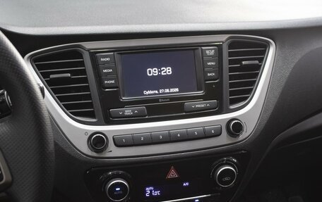 Hyundai Solaris II рестайлинг, 2018 год, 1 293 000 рублей, 17 фотография