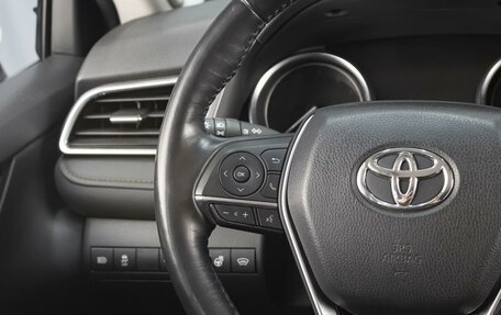 Toyota Camry, 2019 год, 3 350 000 рублей, 12 фотография