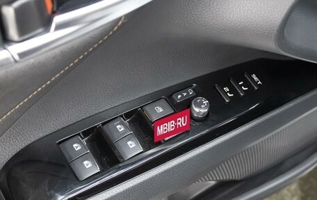 Toyota Camry, 2019 год, 3 350 000 рублей, 16 фотография