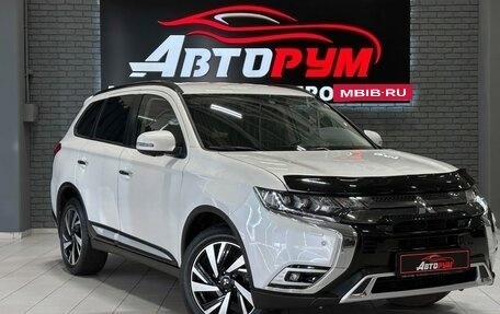 Mitsubishi Outlander III рестайлинг 3, 2021 год, 2 850 000 рублей, 1 фотография