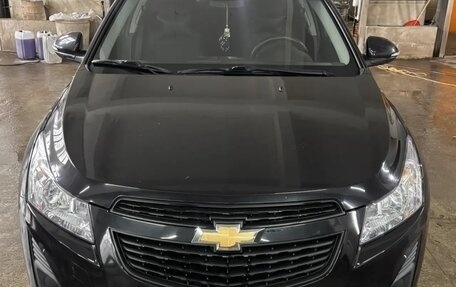 Chevrolet Cruze II, 2014 год, 900 000 рублей, 2 фотография