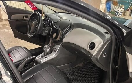 Chevrolet Cruze II, 2014 год, 900 000 рублей, 7 фотография