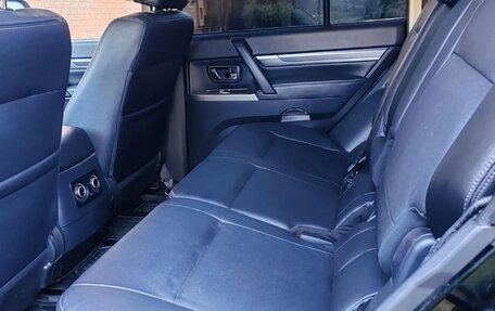 Mitsubishi Pajero IV, 2018 год, 3 000 000 рублей, 7 фотография