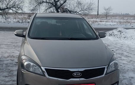 KIA cee'd I рестайлинг, 2011 год, 630 000 рублей, 1 фотография