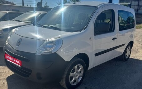 Renault Kangoo II рестайлинг, 2012 год, 650 000 рублей, 3 фотография