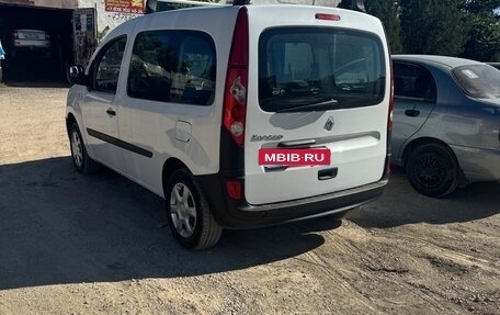 Renault Kangoo II рестайлинг, 2012 год, 650 000 рублей, 7 фотография