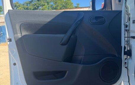 Renault Kangoo II рестайлинг, 2012 год, 650 000 рублей, 14 фотография