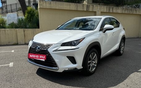 Lexus NX I, 2018 год, 3 100 000 рублей, 3 фотография
