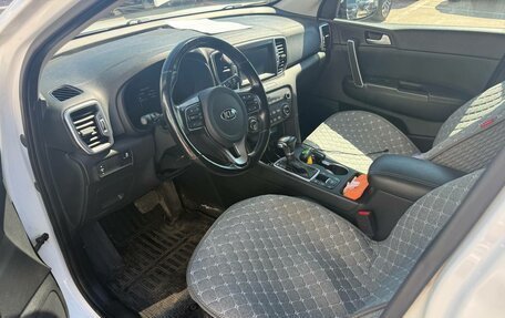 KIA Sportage IV рестайлинг, 2018 год, 2 185 000 рублей, 5 фотография