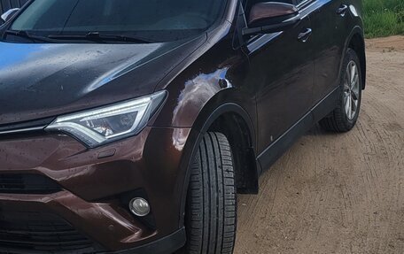 Toyota RAV4, 2017 год, 2 350 000 рублей, 3 фотография