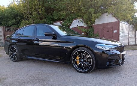 BMW 5 серия, 2017 год, 2 850 000 рублей, 2 фотография