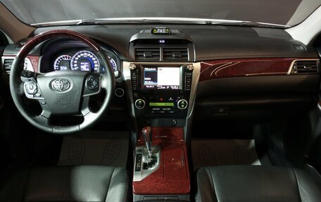 Toyota Camry, 2012 год, 1 349 000 рублей, 9 фотография