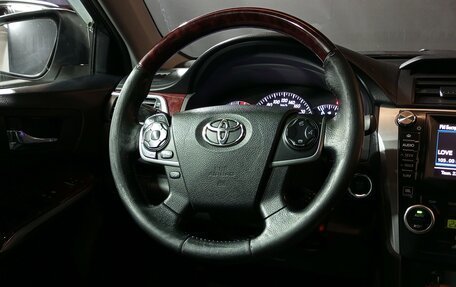 Toyota Camry, 2012 год, 1 349 000 рублей, 10 фотография