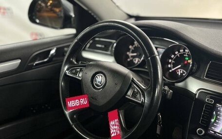 Skoda Superb III рестайлинг, 2013 год, 999 000 рублей, 13 фотография