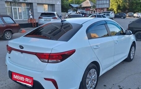 KIA Rio IV, 2017 год, 975 000 рублей, 3 фотография