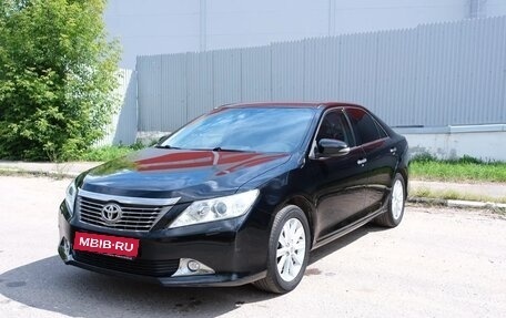 Toyota Camry, 2013 год, 1 800 000 рублей, 1 фотография