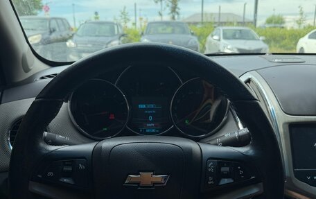 Chevrolet Cruze II, 2013 год, 915 000 рублей, 8 фотография