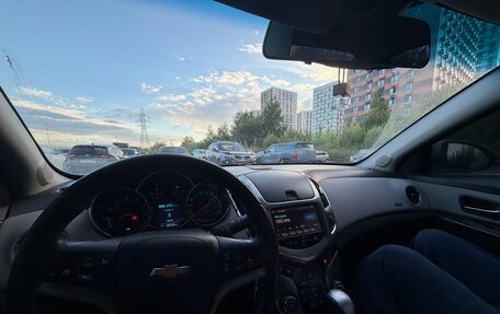 Chevrolet Cruze II, 2013 год, 915 000 рублей, 10 фотография