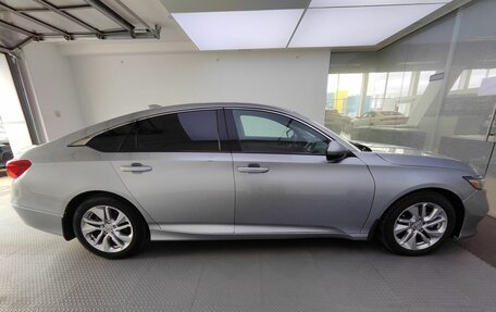 Honda Accord IX рестайлинг, 2019 год, 1 985 000 рублей, 4 фотография