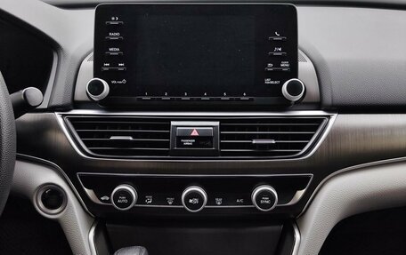 Honda Accord IX рестайлинг, 2019 год, 1 985 000 рублей, 15 фотография
