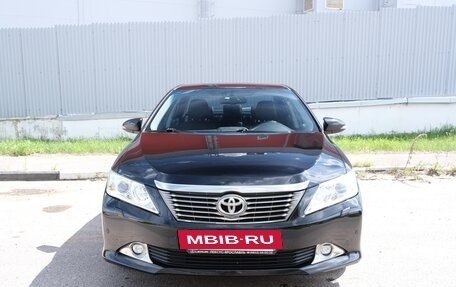 Toyota Camry, 2013 год, 1 800 000 рублей, 10 фотография