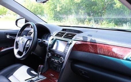 Toyota Camry, 2013 год, 1 800 000 рублей, 20 фотография