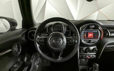MINI Hatch, 2019 год, 1 850 000 рублей, 5 фотография