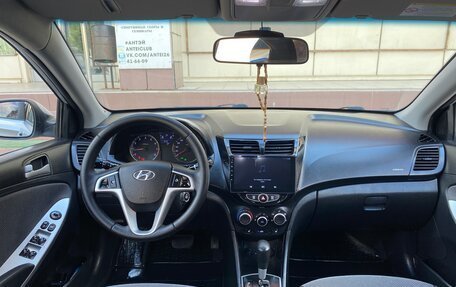 Hyundai Solaris II рестайлинг, 2013 год, 850 000 рублей, 11 фотография