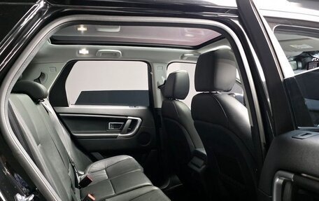 Land Rover Discovery Sport I рестайлинг, 2019 год, 2 000 000 рублей, 10 фотография