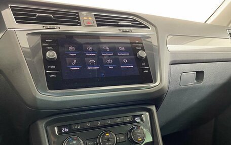Volkswagen Tiguan II, 2018 год, 3 157 000 рублей, 14 фотография