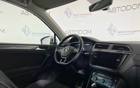 Volkswagen Tiguan II, 2018 год, 3 157 000 рублей, 10 фотография