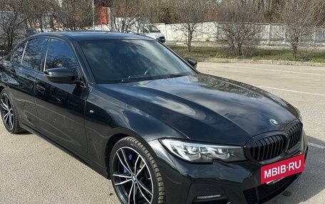 BMW 3 серия, 2019 год, 3 300 000 рублей, 9 фотография