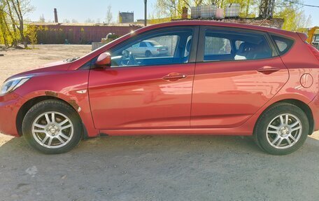 Hyundai Solaris II рестайлинг, 2012 год, 700 000 рублей, 4 фотография