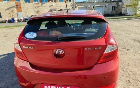 Hyundai Solaris II рестайлинг, 2012 год, 700 000 рублей, 2 фотография